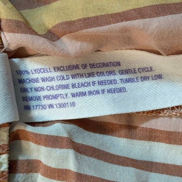 THREE Pairs of Pajama Pants (1 Pink print Capri, 2 Striped print wide leg) S/M - Picture 11 of 16